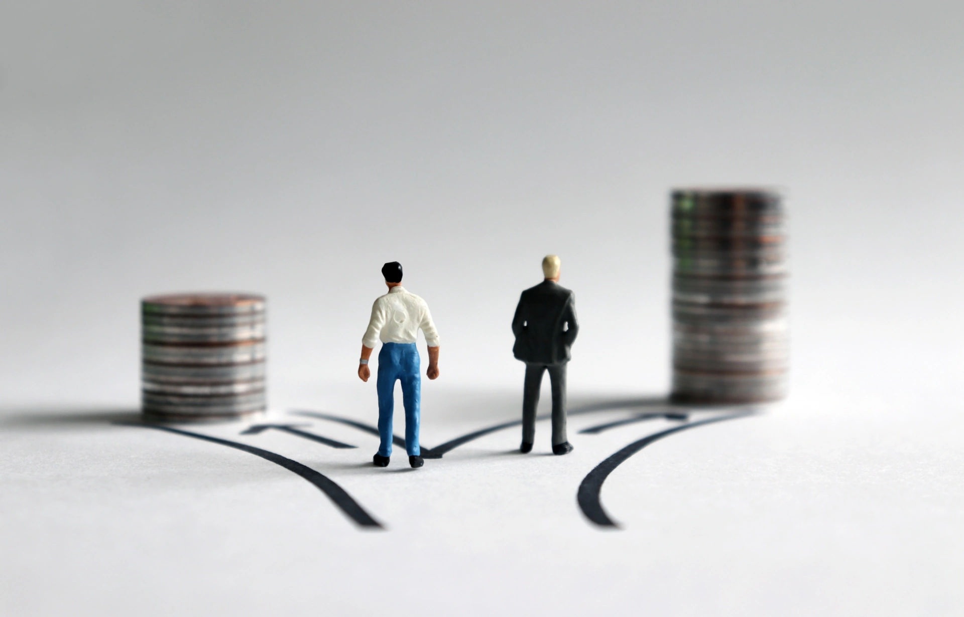 104348347-m-normal-none